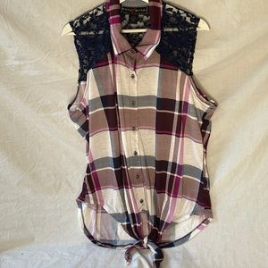 Polly & Esther plaid and lace sleeveless shirt